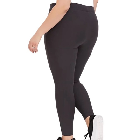 Torrid Women's Platinum Fleece Lining Legging Grey - Picture 3 of 10